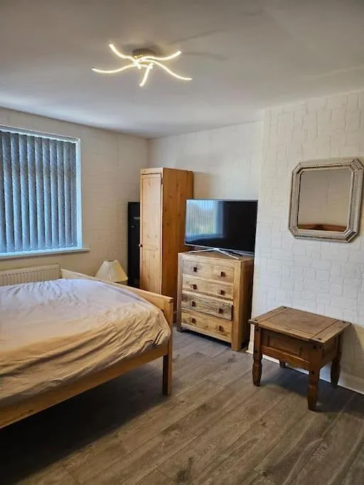 Casa vacanze 4 Bed House With Pool Table Free Parking En Suite Sheffield