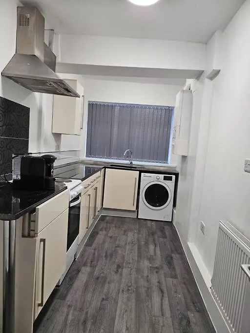 Casa vacanze 4 Bed House With Pool Table Free Parking En Suite Sheffield